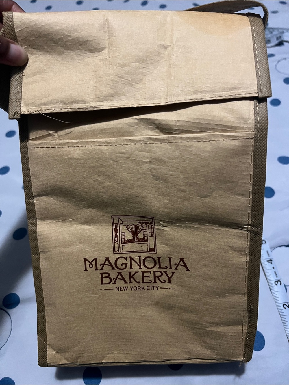 Magnolia Bakery New York City Beige/Tan cooler bag